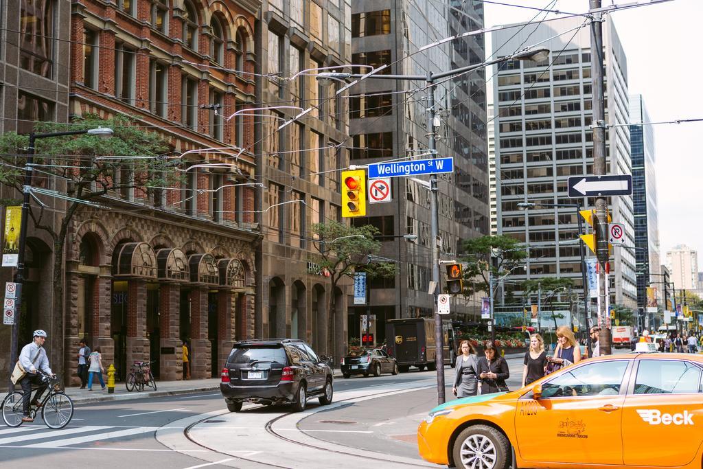 Luxury In Yorkville Toronto Exterior foto