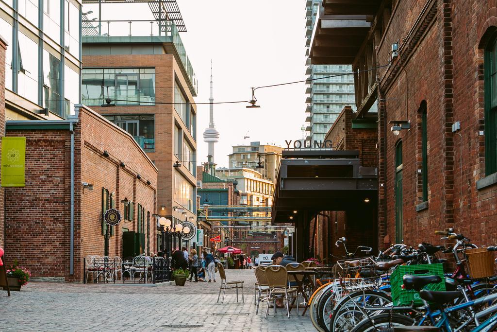 Luxury In Yorkville Toronto Exterior foto